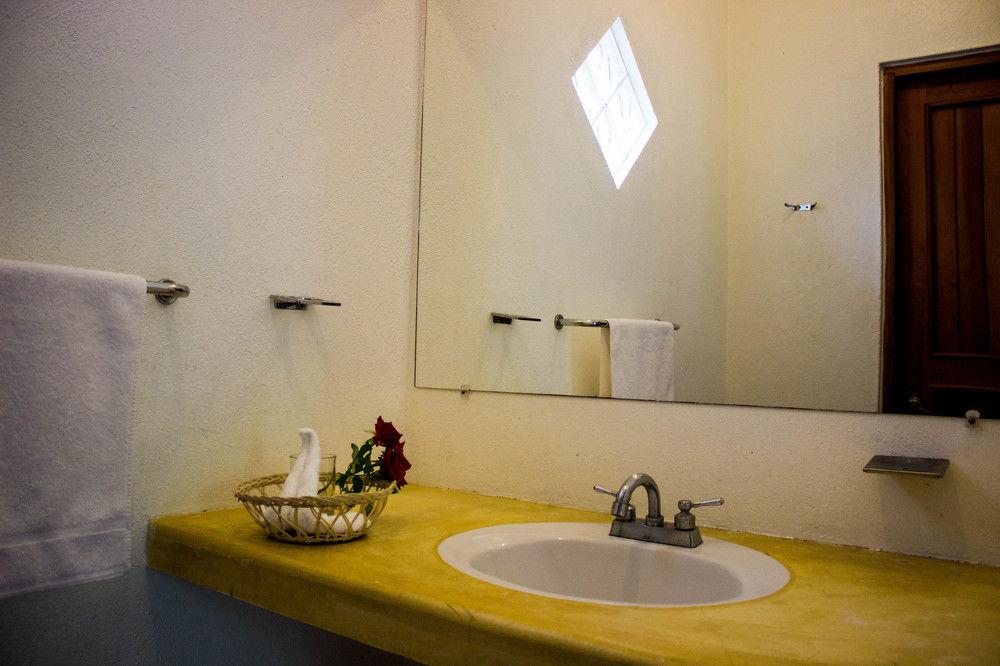 Hotel & Suites Punta Esmeralda Puerto Escondido  Ngoại thất bức ảnh